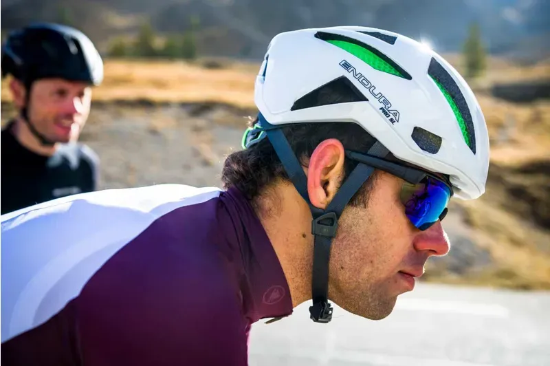 Endura FS260 Pro Road Glasses in Black-1