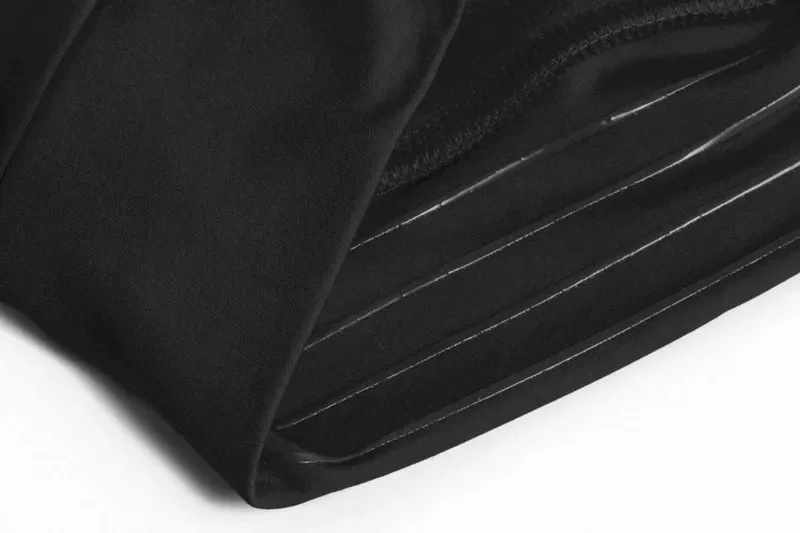 Endura Xtract Roubaix Long Sleeved Jersey in Black-3