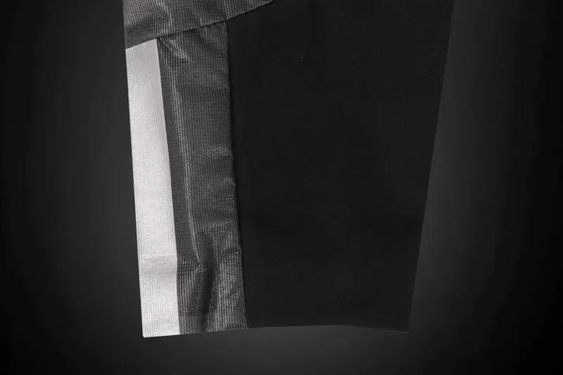 Endura FS260 Pro Adrenaline II Womens Race Cape in Black-5