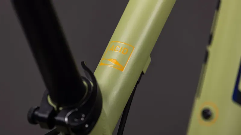 Cube Acid 240 FE Kids Bike in Light Olive/Orange -3