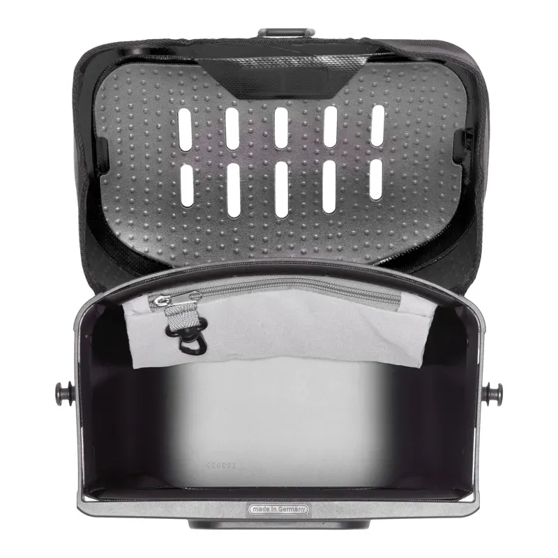 Ortlieb Ultimate Six 5L Classic Handlebar Bag in Black-2