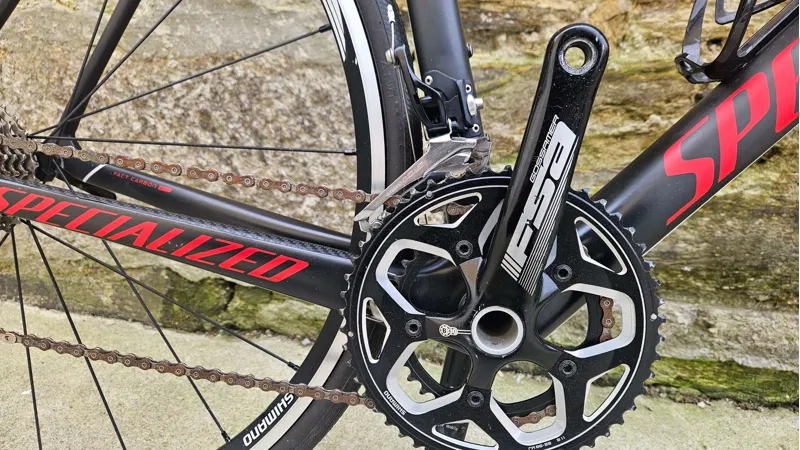 Specialized Tarmac Sport Road Bike 58CM 2016 in Satin Black/White/Red - Second Hand-1