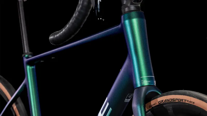 Cube Attain SLX Road Race Bike in Goblin/Yellow-3