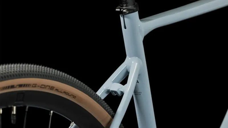 Cube Nuroad Gravel Bike in Sky Grey/Black-2