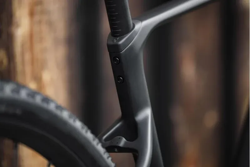 Cube Nuroad Hybrid C:62 Slx 400x Hybrid Bike In Carbon Glossy-9