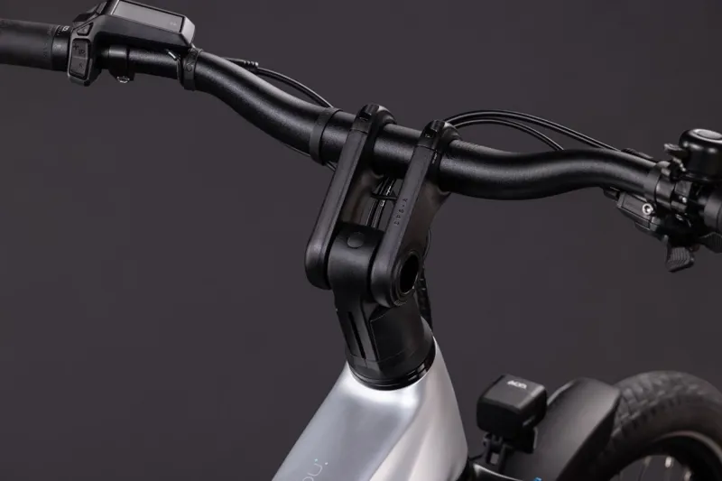 Cube Kathmandu Hybrid One 800 2027 1112110-1