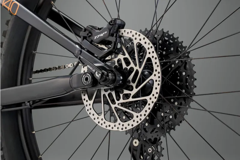 Whyte Bikes T-140 27 in Green with Gloss Green/Coral Orange-4